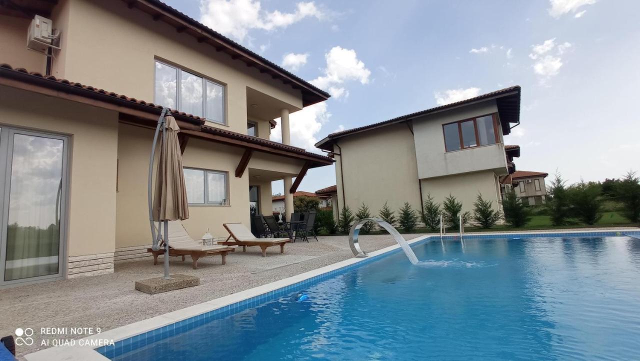 Lighthouse Apartments And Villas バルチク エクステリア 写真